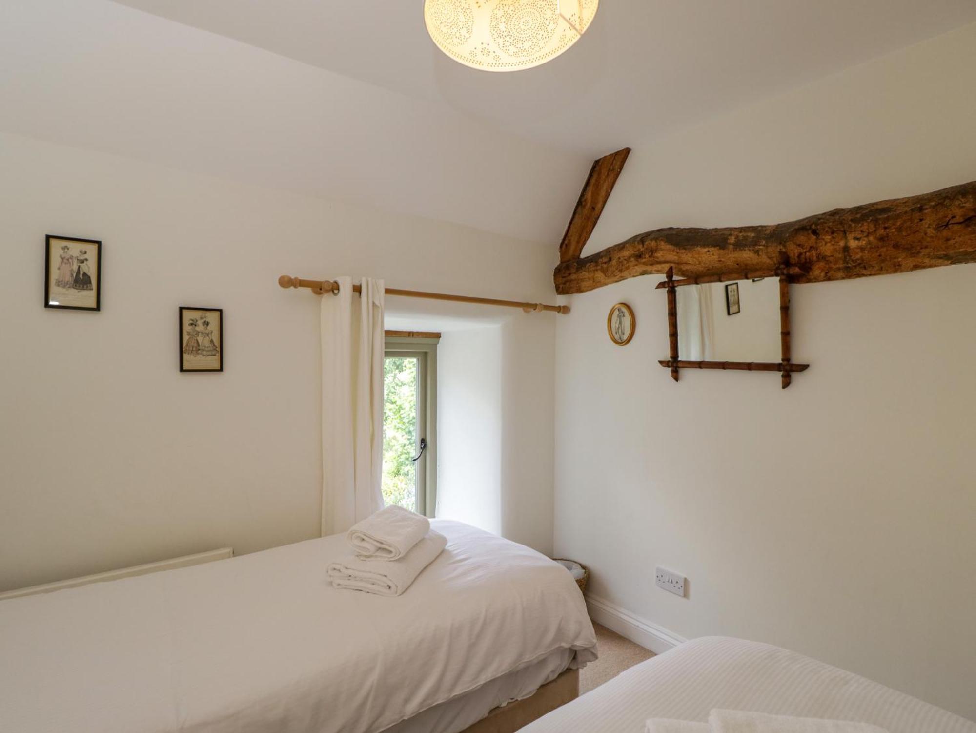 Little Owl Barn Villa Burford Exterior photo